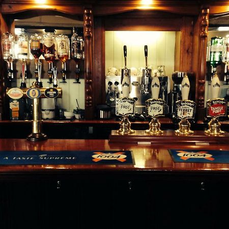 The Swan Inn スターミンスター・ニュートン エクステリア 写真