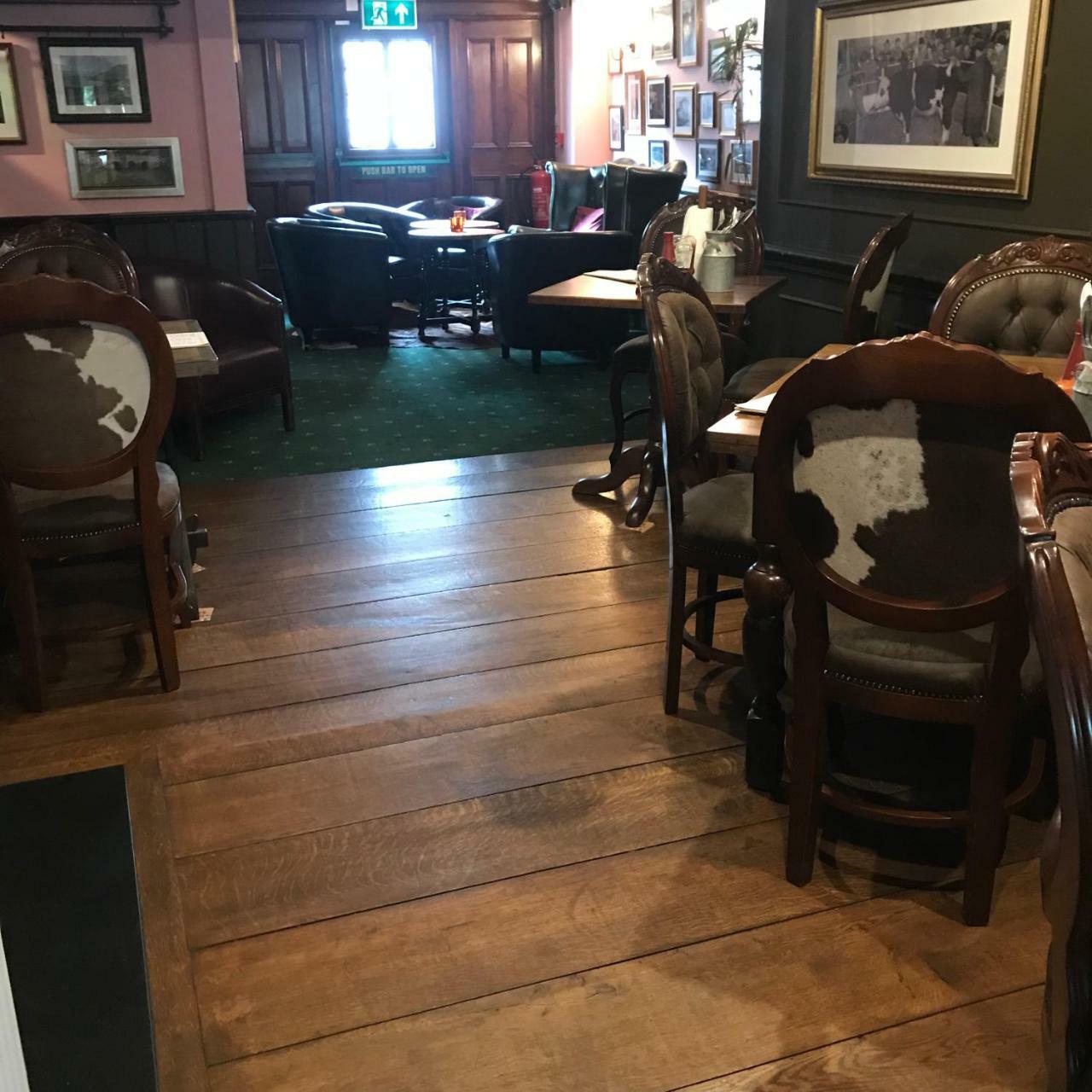 The Swan Inn スターミンスター・ニュートン エクステリア 写真